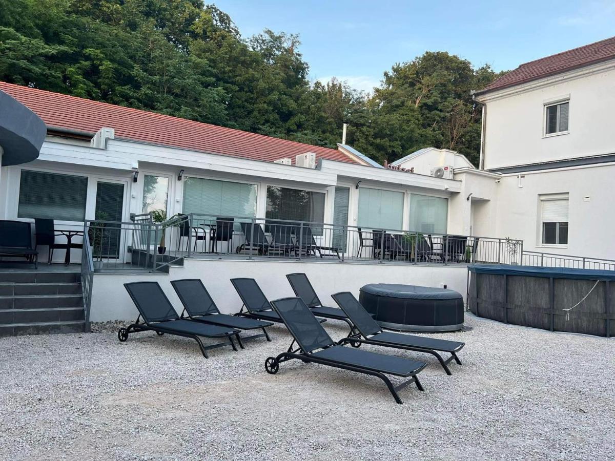 Balatonboglár Kinizsi Udvar Apartmanhaz מראה חיצוני תמונה