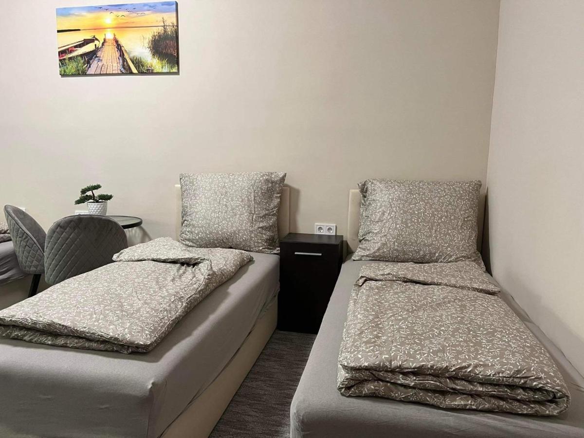 Balatonboglár Kinizsi Udvar Apartmanhaz מראה חיצוני תמונה