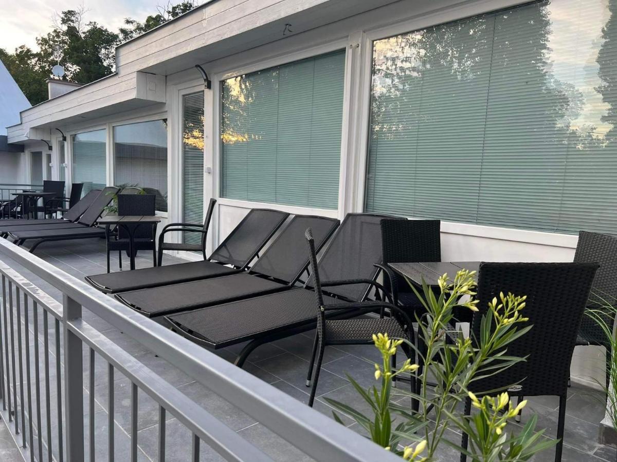 Balatonboglár Kinizsi Udvar Apartmanhaz מראה חיצוני תמונה