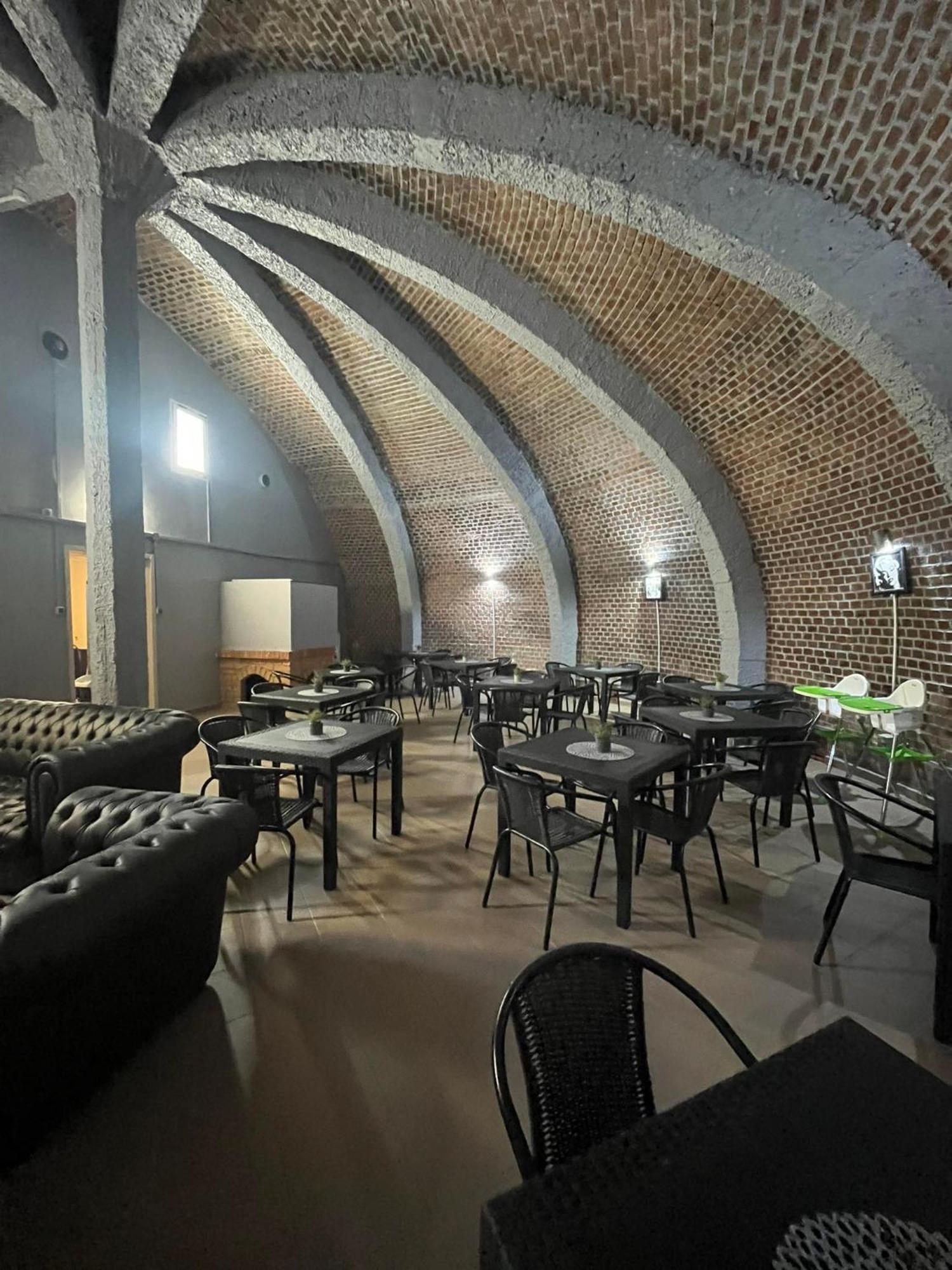 Balatonboglár Kinizsi Udvar Apartmanhaz מראה חיצוני תמונה
