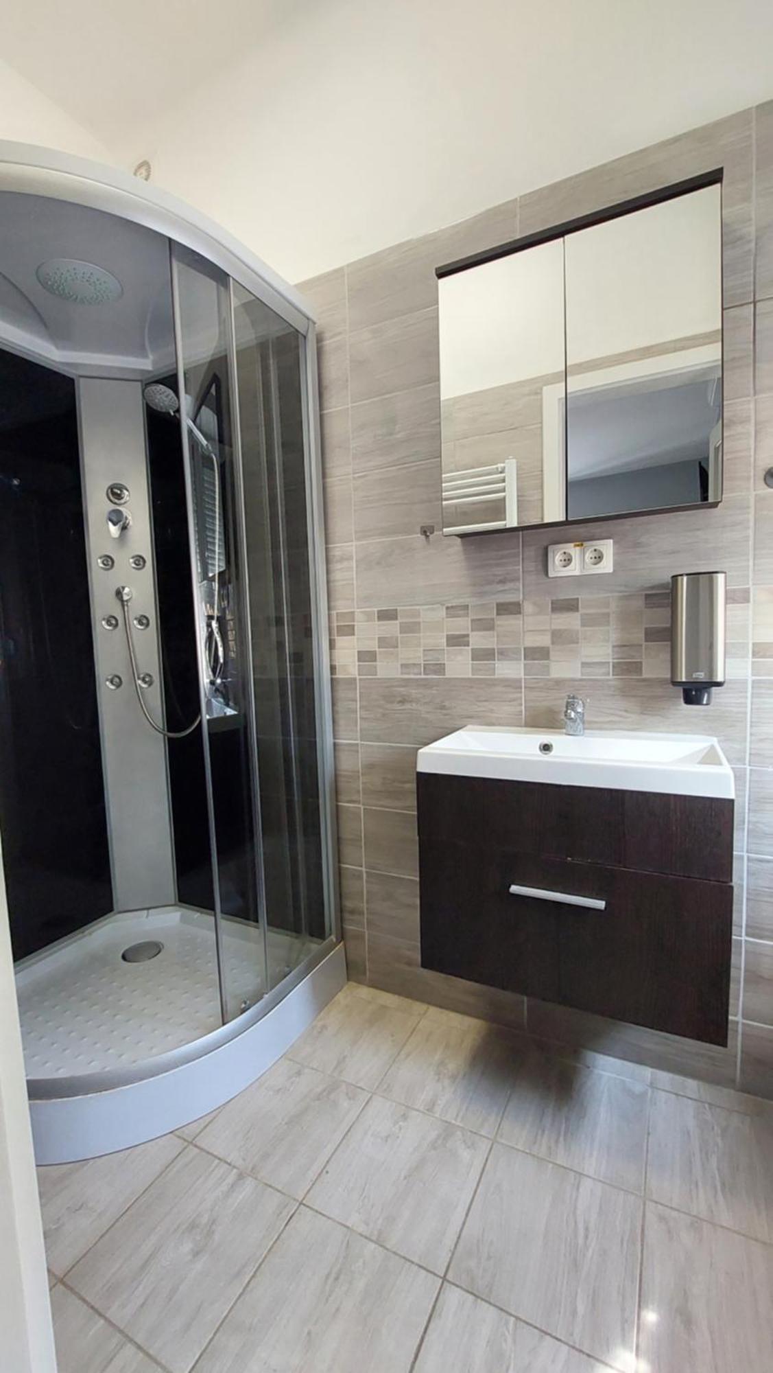 Balatonboglár Kinizsi Udvar Apartmanhaz מראה חיצוני תמונה