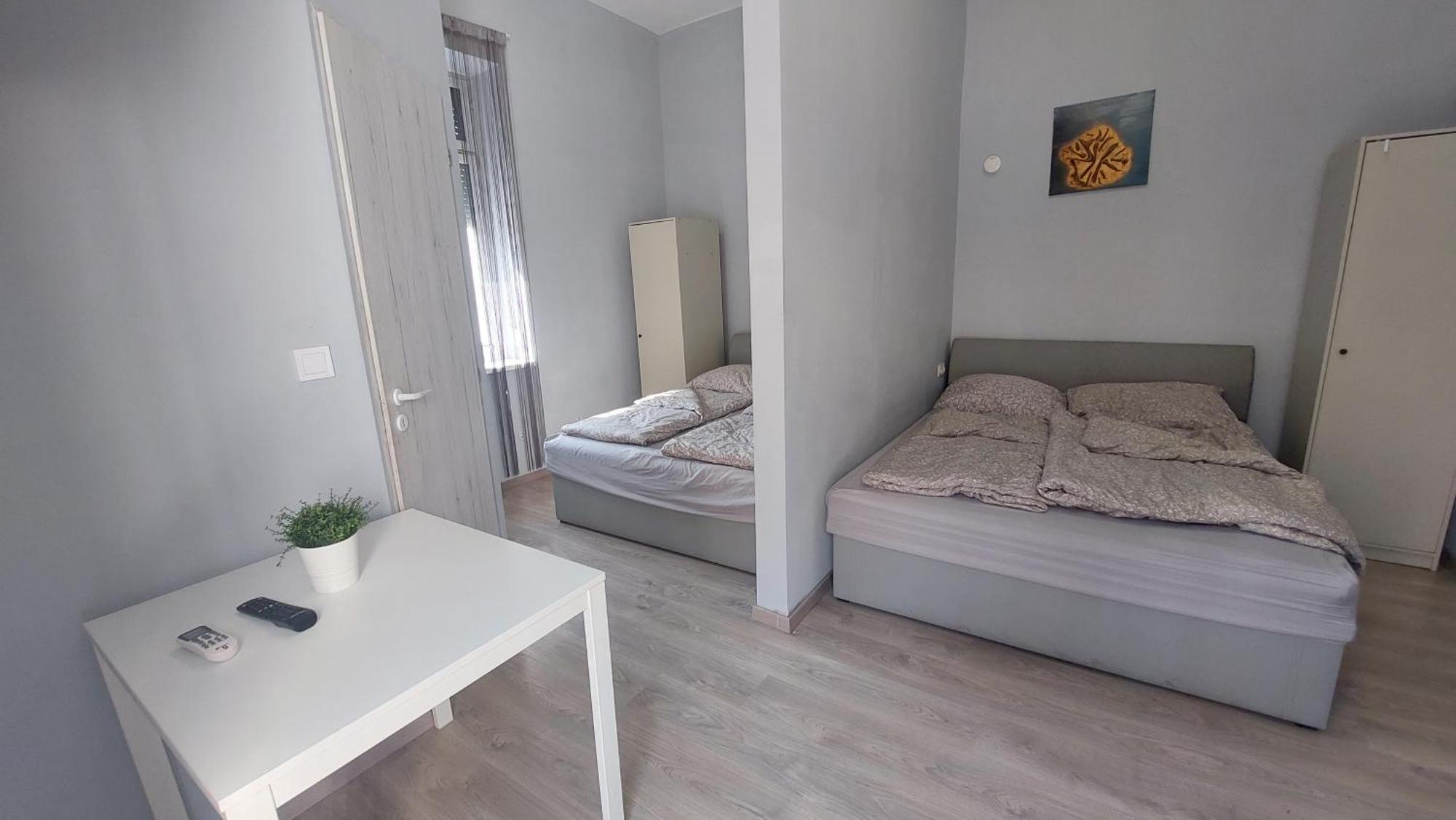Balatonboglár Kinizsi Udvar Apartmanhaz מראה חיצוני תמונה
